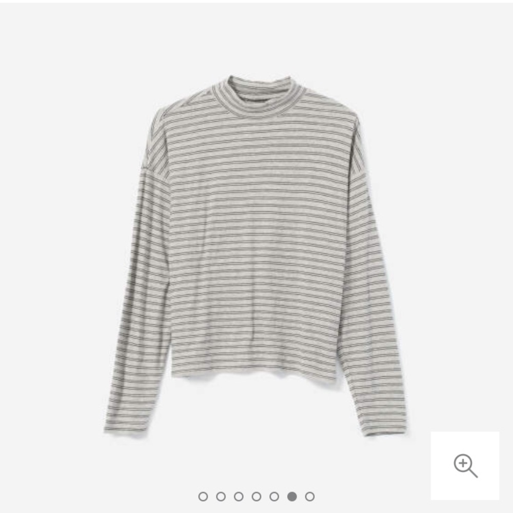 Square Mockneck Tee Size Small NWT